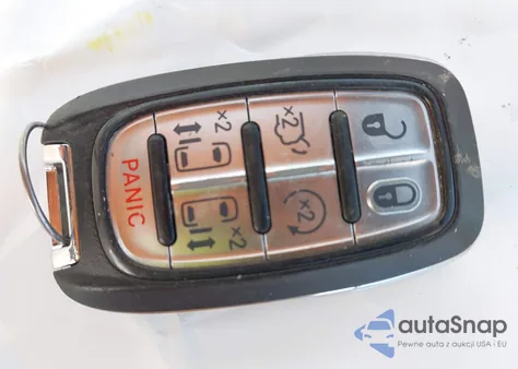 2023 Chrysler Pacifica Touring L z USA, uszkodzony, nr VIN 2C4RC1BG6PR624903